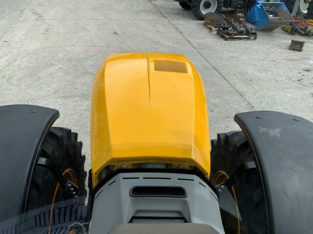 JCB 4220 Fastrac Tractor (ST24326)