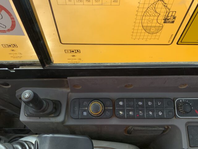 JCB 48Z-1 Digger (ST24551)