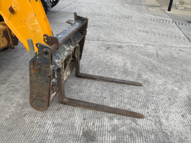 JCB 535-140 HI Viz Telehandler (ST24359)