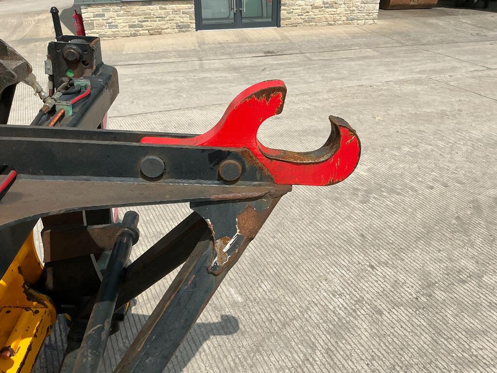 JCB 5CX Waste Master Wheeled Digger (ST23511)