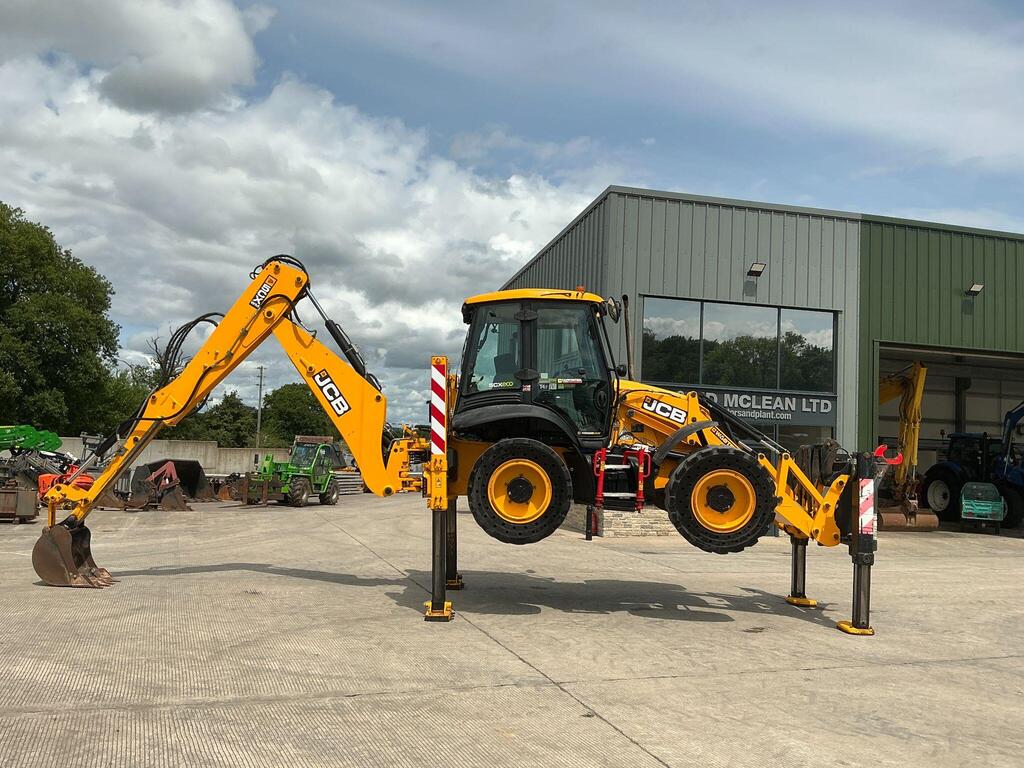 JCB 5CX Waste Master Wheeled Digger (ST23511)