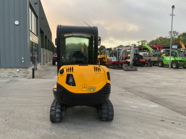 JCB 8026 CTS Digger (ST24349)