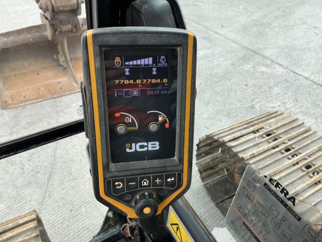 JCB JS130LC Digger (ST24112)