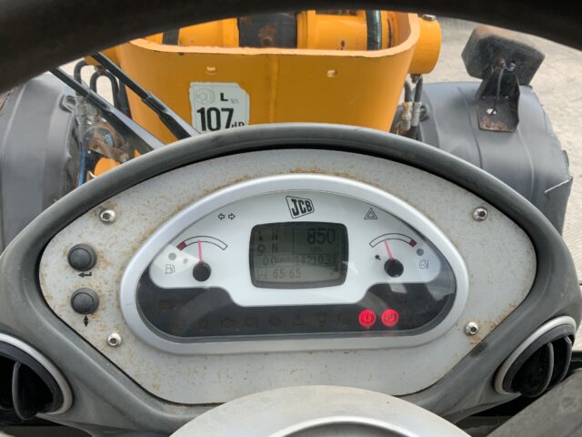 JCB TM310 Agri Pivot Steer Telehandler (ST22428)