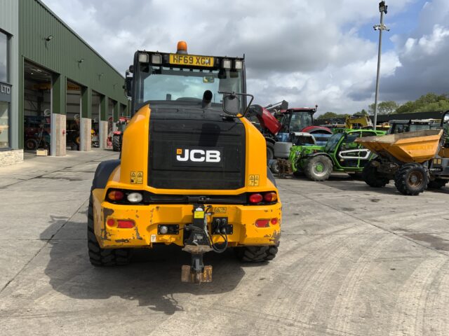 JCB TM320S Pivot Steer Telehandler (ST23560)