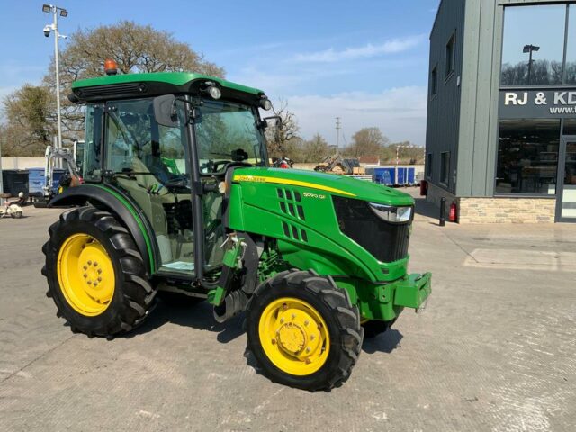John Deere 5090GF Narrow Tractor (ST22965)
