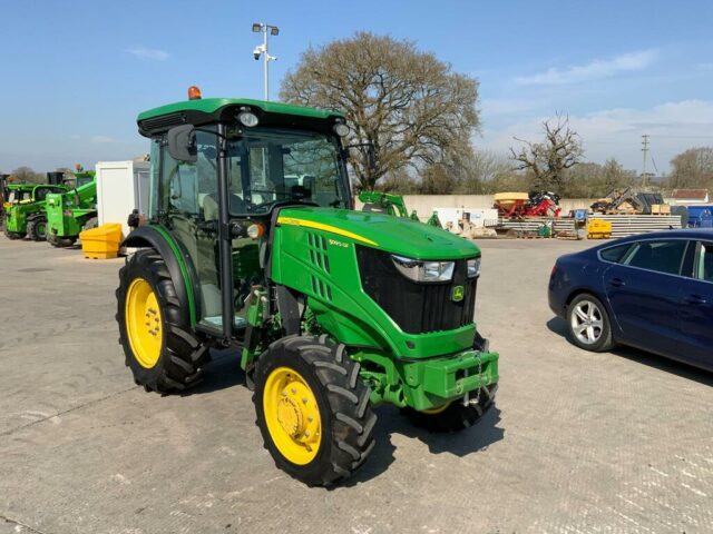 John Deere 5090GF Narrow Tractor (ST22965)