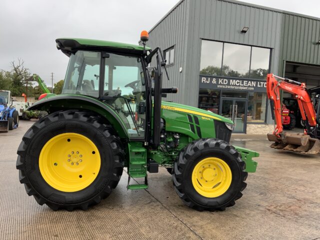 John Deere 5100R Tractor (ST24233)