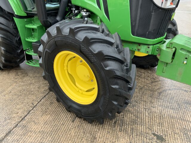 John Deere 5100R Tractor (ST24233)