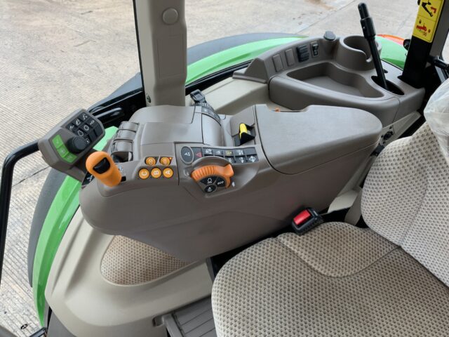 John Deere 5100R Tractor (ST24233)