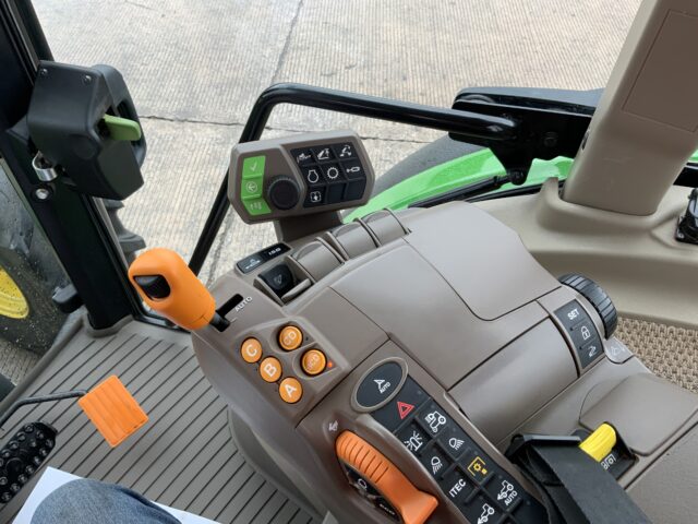 John Deere 5100R Tractor (ST24233)