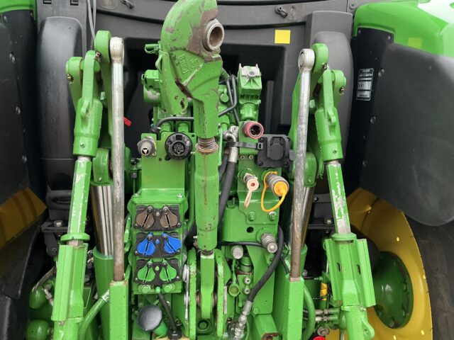 John Deere 6130R Tractor (ST24309)
