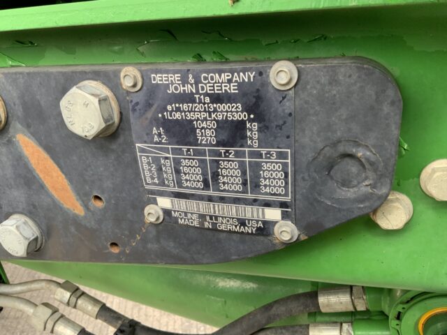 John Deere 6135R Tractor (ST23947)
