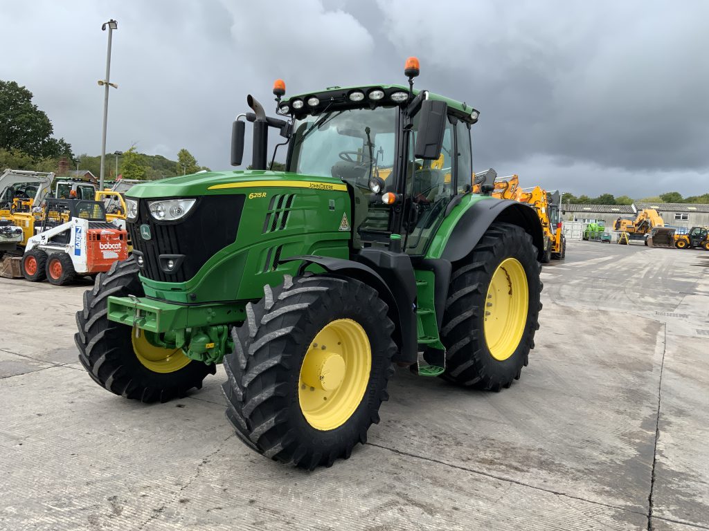 John Deere 6215R Tractor (ST24044)