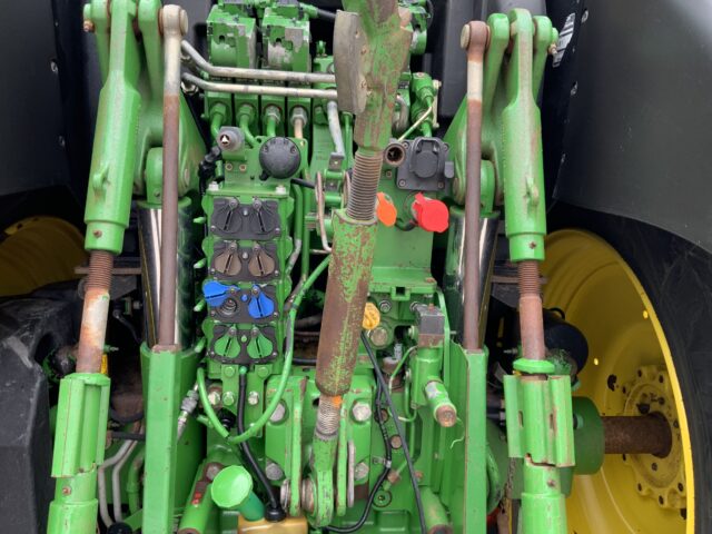 John Deere 6215R Tractor (ST23802)