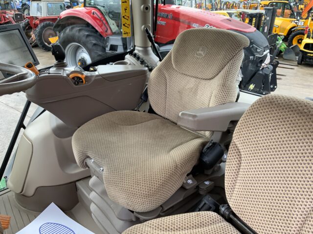 John Deere 6215R Tractor (ST23985)