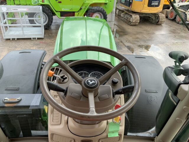 John Deere 6215R Tractor (ST23985)