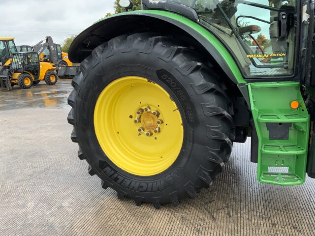 John Deere 6215R Tractor (ST24210)