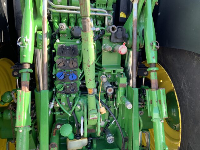 John Deere 6215R Tractor (ST24210)