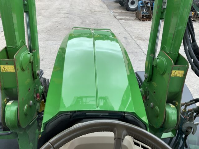 John Deere 6R.185 Tractor (ST24442)