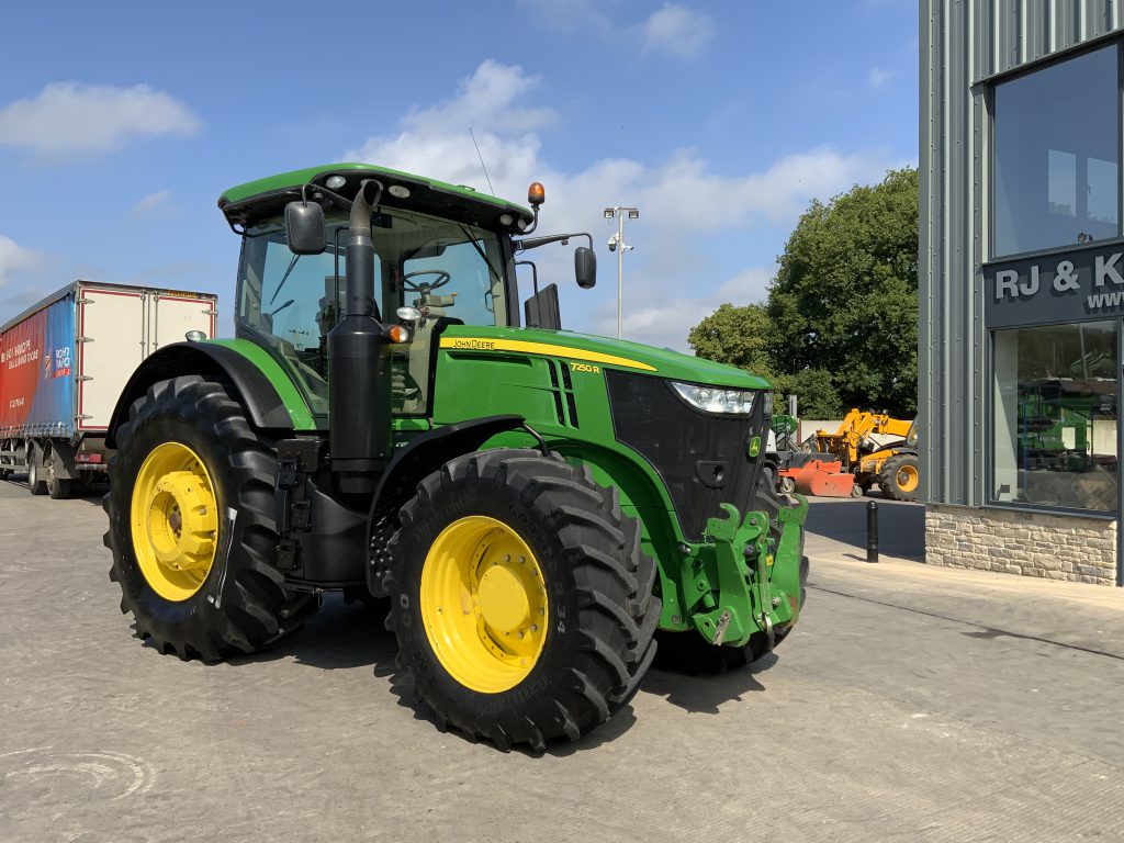 John Deere 7250R Tractor (ST23494)