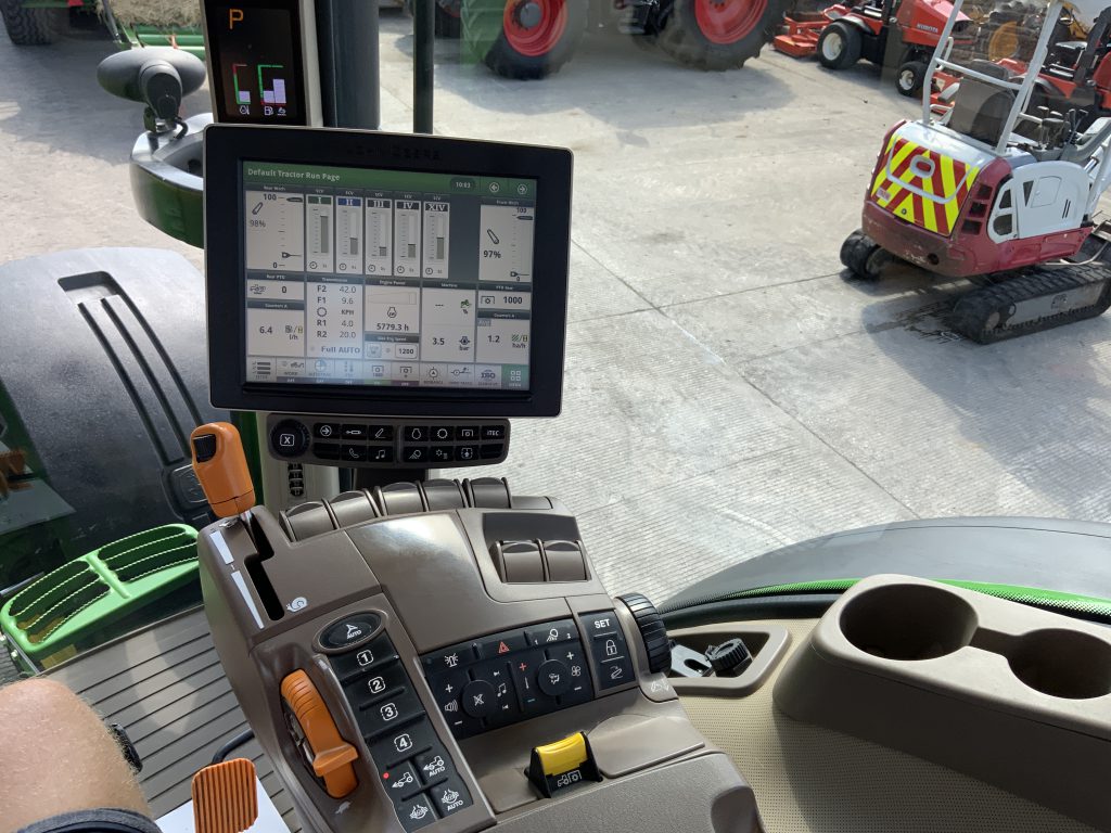 John Deere 7250R Tractor (ST23494)