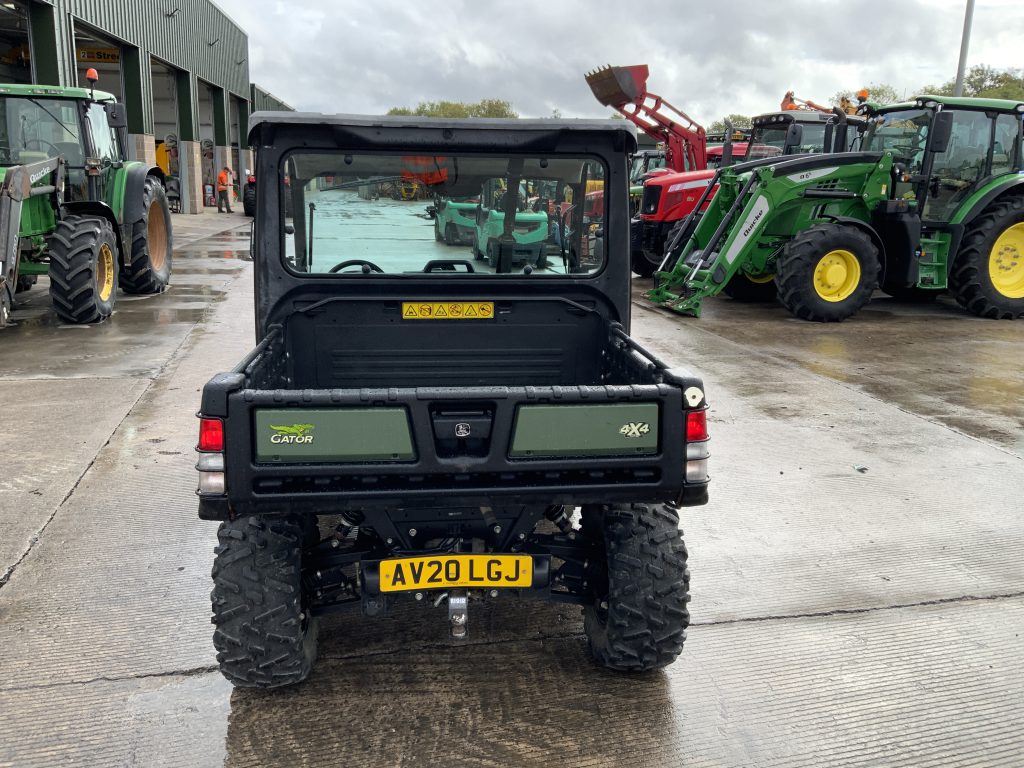 John Deere XUV 865M Gator (ST24249)