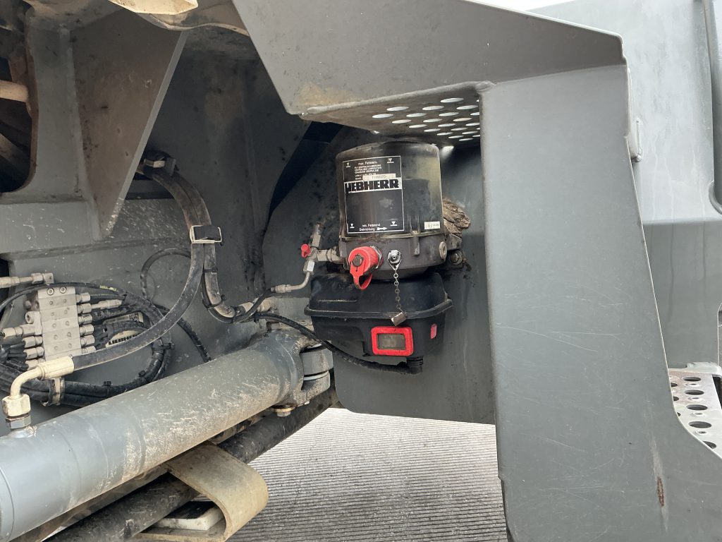 Liebherr 514 Stereo Wheeled Loading Shovel (ST23960)