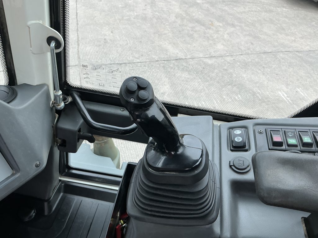 Liebherr 514 Stereo Wheeled Loading Shovel (ST23960)