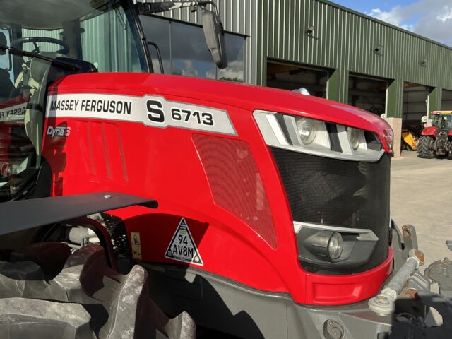 Massey Ferguson 6713s Dyna6 Tractor (ST24311)