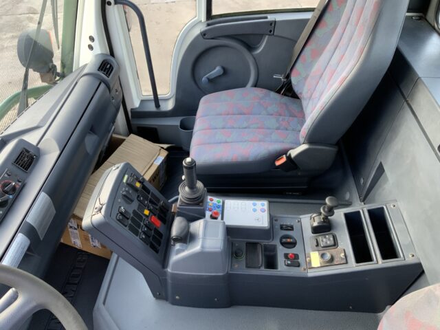 Mercedes Benz U400 Unimog (ST24212)