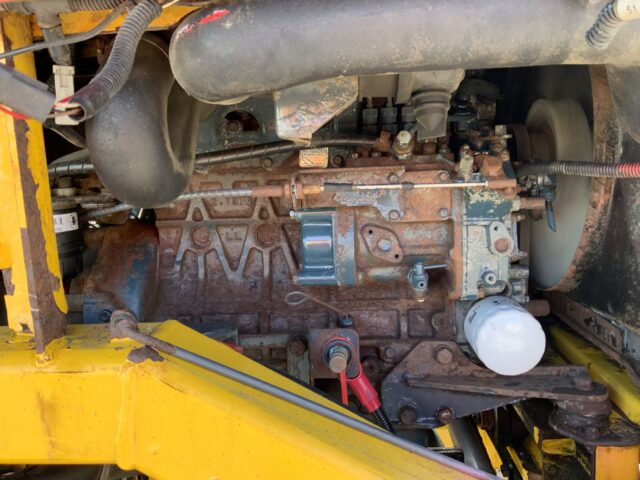 Moffett - K001 M8-25.3 Forklift (ST24020)