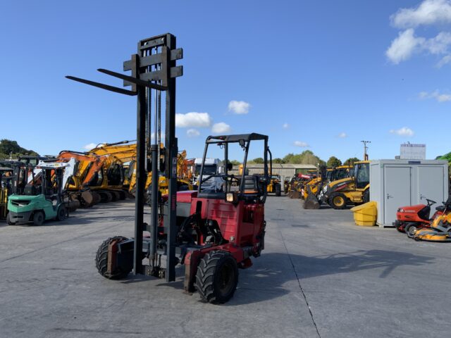 Moffett M8-25.3 Forklift (ST24014)