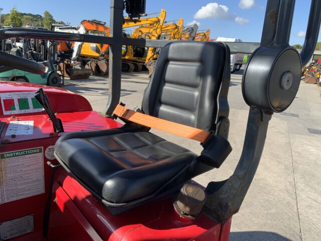 Moffett M8-25.3 Forklift (ST24014)