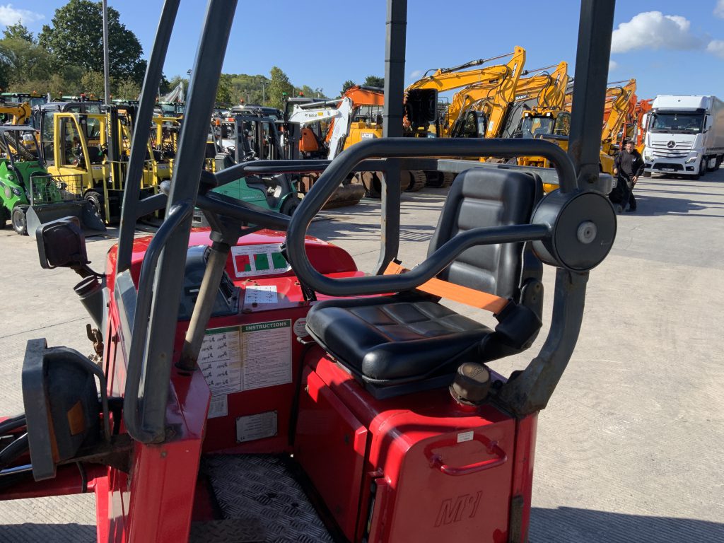 Moffett M8-25.3 Forklift (ST24014)