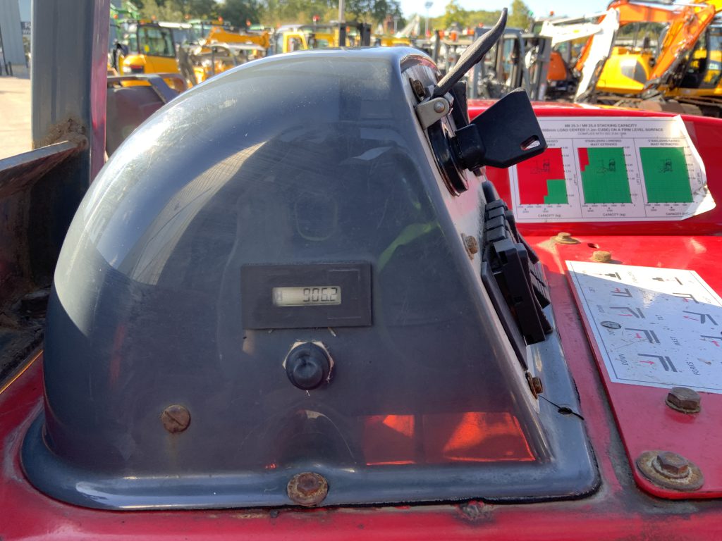 Moffett M8-25.3 Forklift (ST24014)