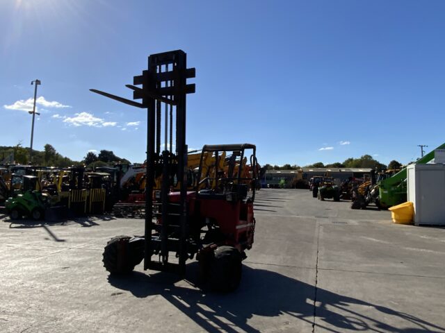 Moffett M8 25.3 Forklift (ST24021)