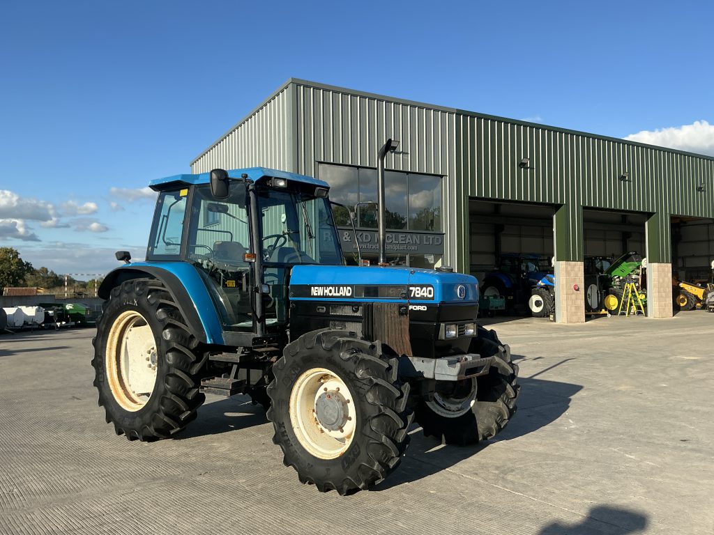New Holland 7840 SLE Tractor (ST24087)