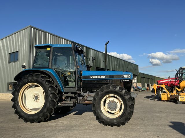 New Holland 7840 SLE Tractor (ST24087)