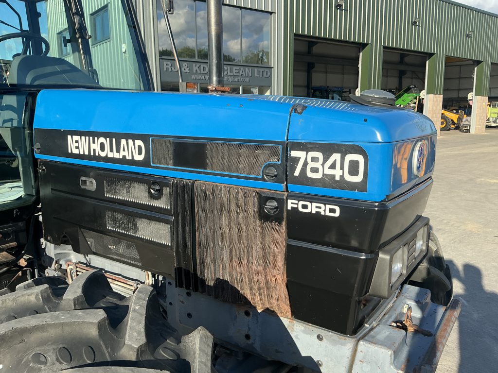 New Holland 7840 SLE Tractor (ST24087)