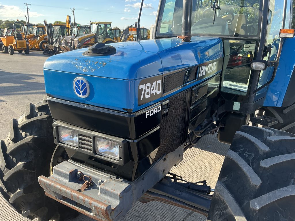 New Holland 7840 SLE Tractor (ST24087)