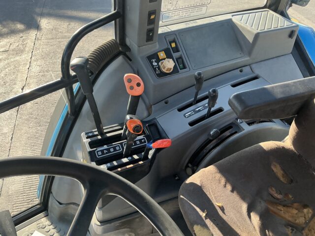 New Holland 7840 SLE Tractor (ST24087)