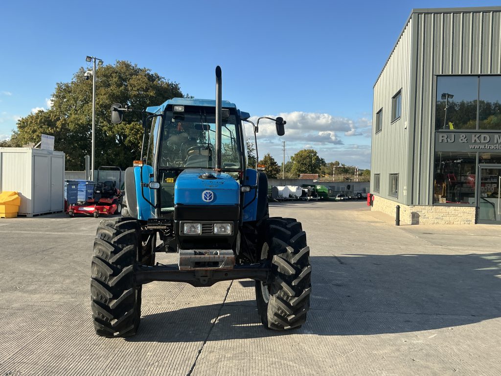 New Holland 7840 SLE Tractor (ST24087)
