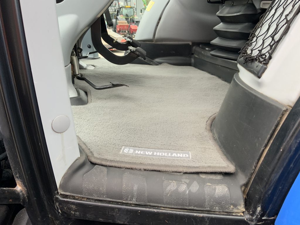 New Holland T7.290 Tractor (ST24455)