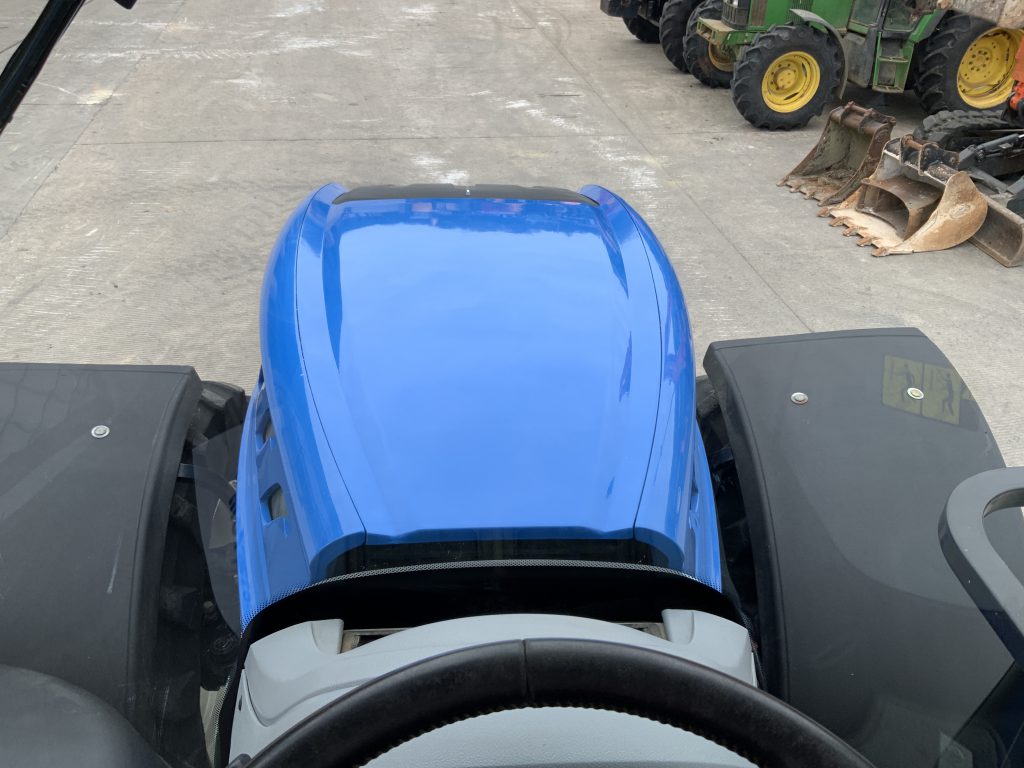 New Holland T7.290 Tractor (ST24455)