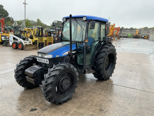 New Holland TN75s Super Steer Tractor (ST24490)