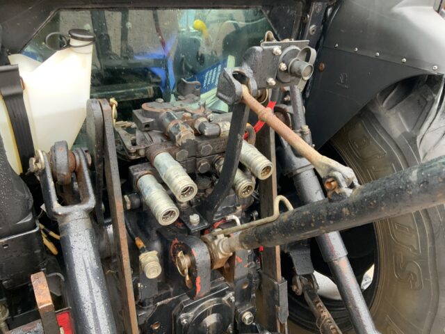 New Holland TN75s Super Steer Tractor (ST24490)