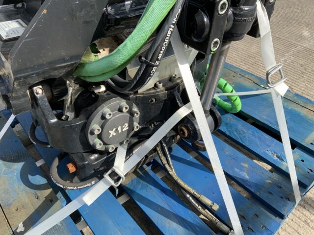 Steel Wrist Tilt Rotating Quick Hitch (ST24619)