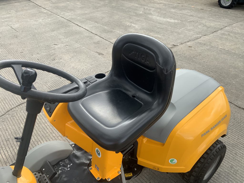 STIGA Park Ranger Svan Mower