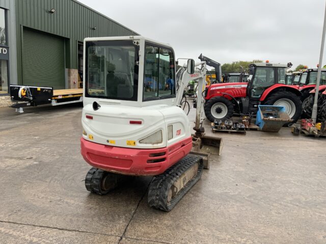 Takeuchi TB230 Digger (ST24061)